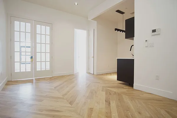 Rented by Lofts and Flats LLC | media 33