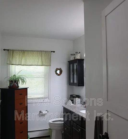 70 Pleasant Ave — Photo 41