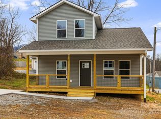 102 Babb St, Waynesville, NC 28786