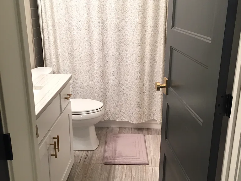 648 E Wilson Ave — Photo 12