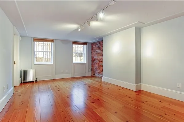 Rented by Compass | media 8