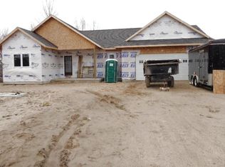 1868 E Stewart Rd, Midland, MI 48640