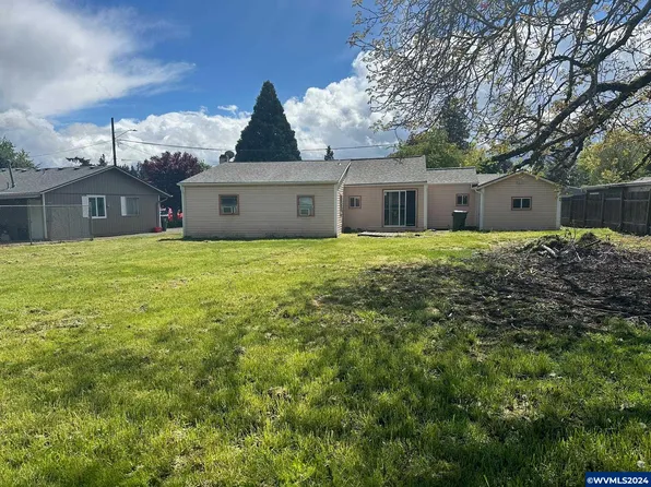 4623 Texas Ave SE, Salem, OR 97305