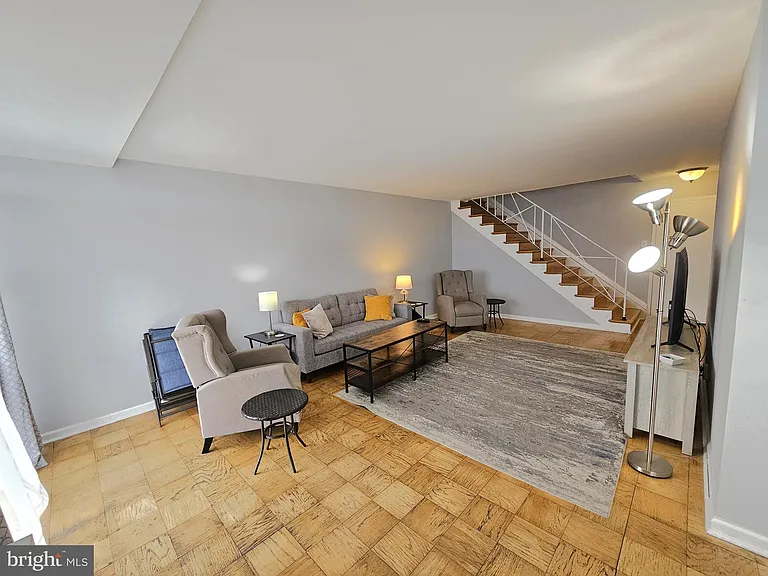 301 N Beauregard St #1513 — Photo 7