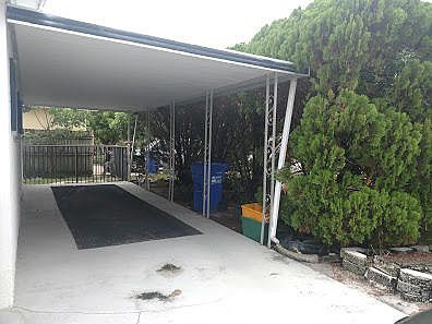 4th image of 1250 NE 39th St