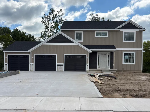 4257 Old Farm Dr, Wayland, MI 49348