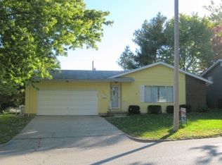 2176 N Dennis Ave, Decatur, IL 62526