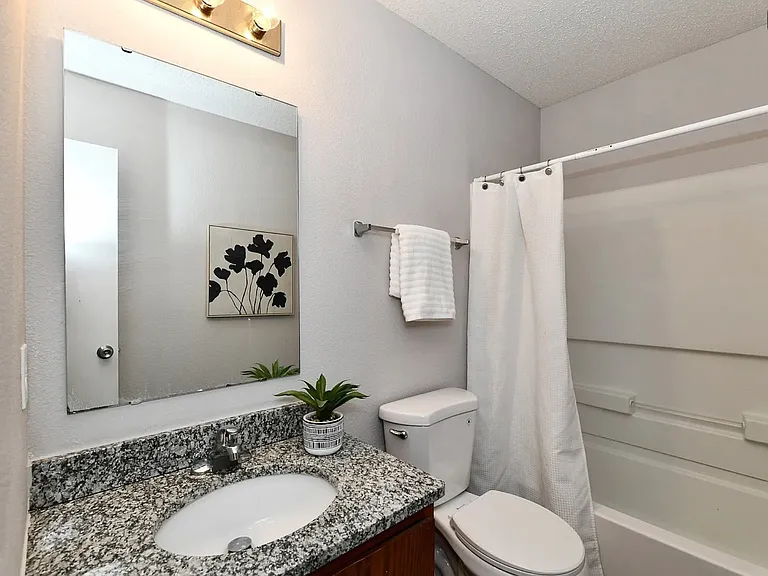 8030 Cork Bend Ln — Photo 16