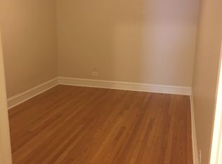 2323 W Addison St, Chicago, IL 60618