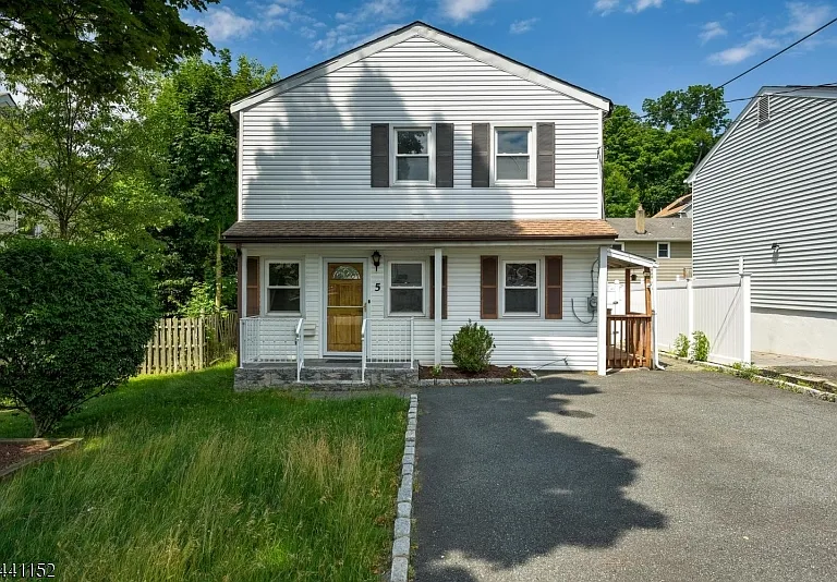5 Reaville Ct — Photo 2