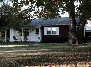 51 Baseline Rd, Oswego, IL 60543