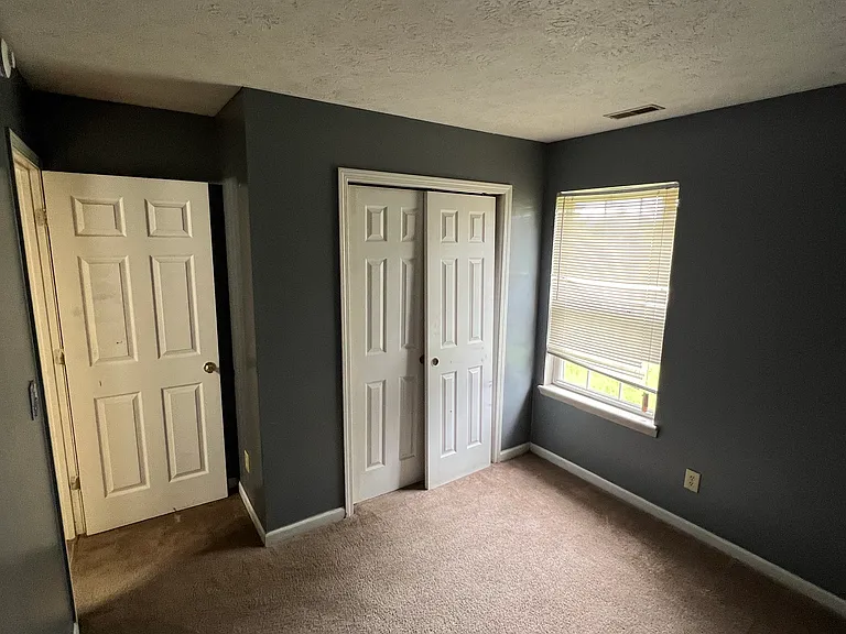3670 Lacebark Dr — Photo 5