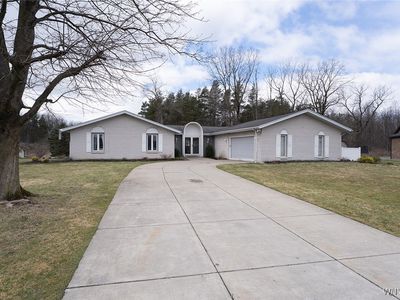 60 Brookedge Rd, Depew, NY, 14043