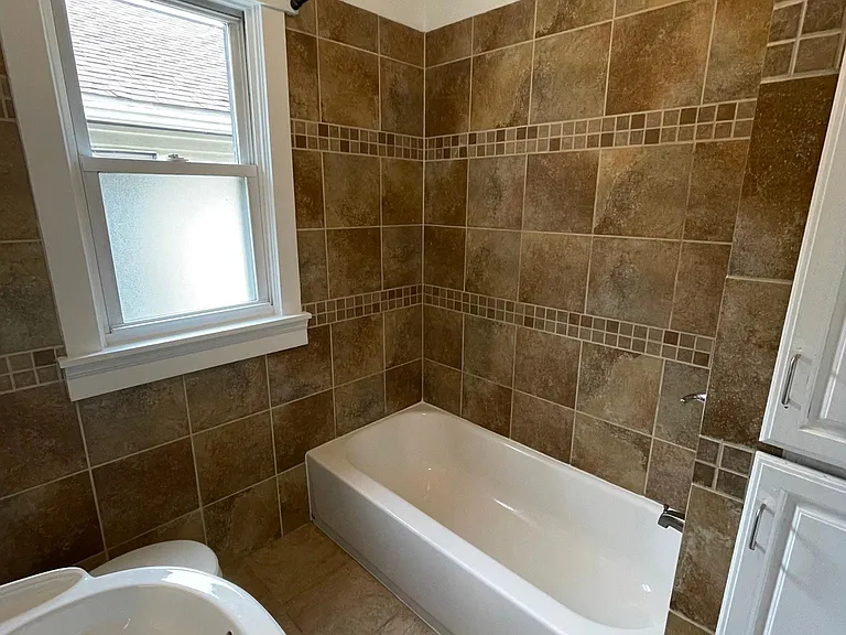 539 Taylor Ave — Photo 8