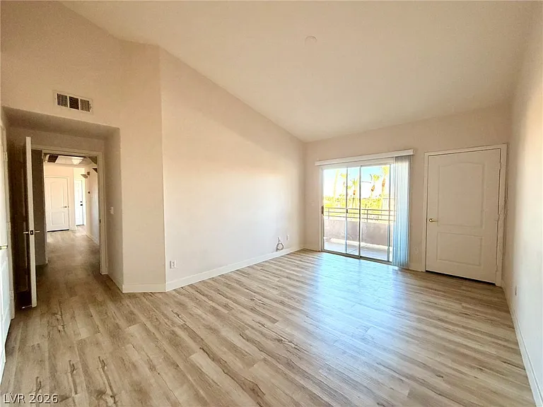 9901 Trailwood Dr #2004 — Photo 15
