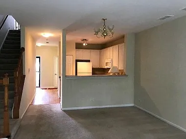 2440 Oneida Ln — Photo 6