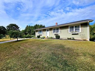 36 December Dr, Griswold, CT 06351