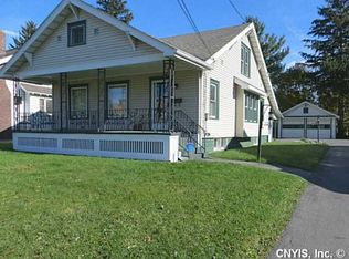 124 Greenland Dr, Syracuse, NY 13208