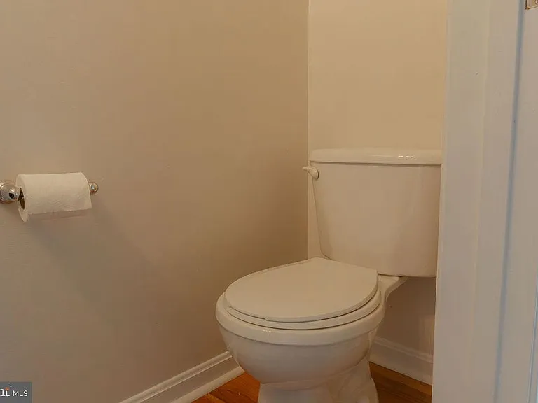 9836 Plaza View Way — Photo 20