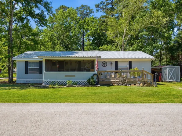 199 Apple Tree, Onalaska, TX 77351