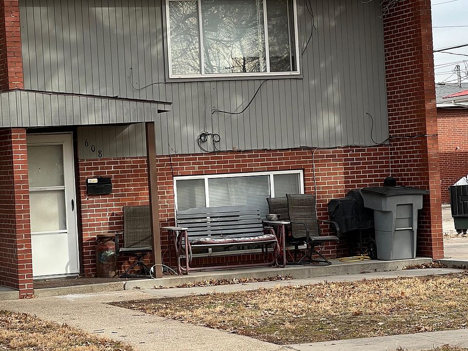2nd image of 608 E 10th Ave #608