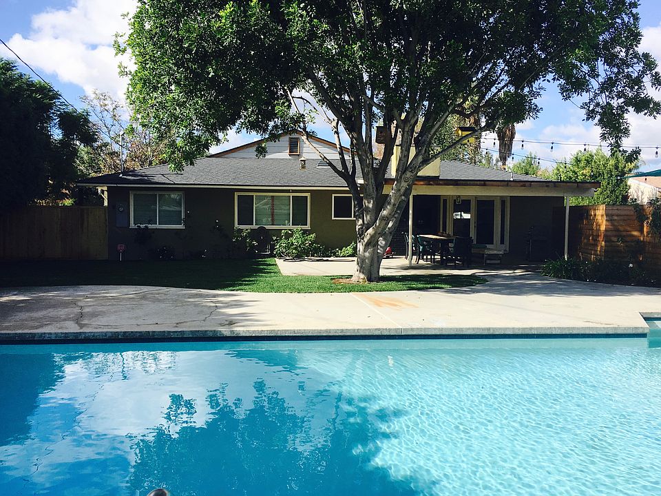 1st image of 7840 Genesta Ave