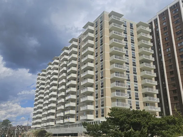101 S Plaza Pl APT 813, Atlantic City, NJ 08401