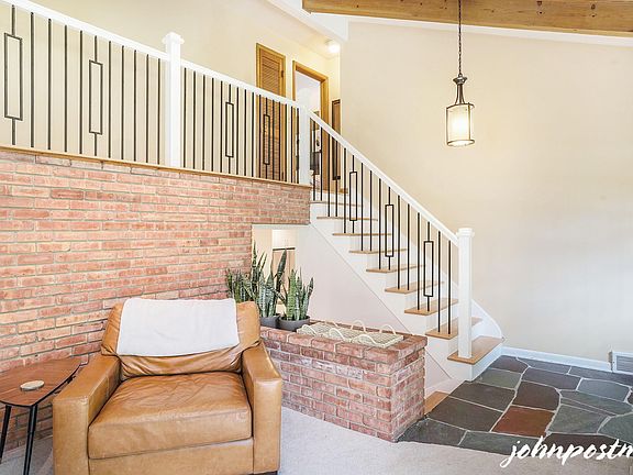 5th image of 4467 Braeburn Dr SE