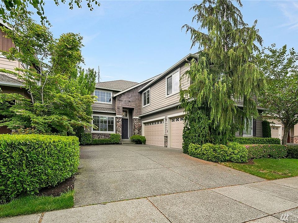 3 car garage offers lots of storage space.