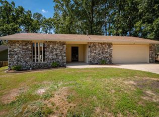 9509 Vanderbilt Dr, Little Rock, AR 72204