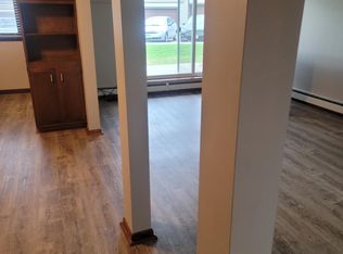 1923 Viking Dr NW, Rochester, MN 55901