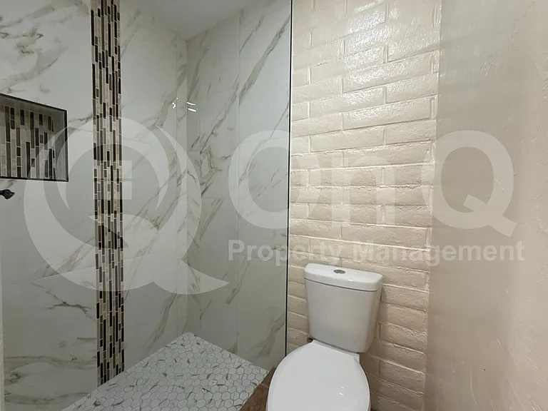 1846 W Caravelle Rd — Photo 17