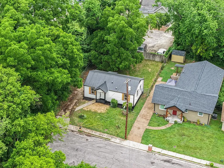 2026 Salem Mason Dr — Photo 28