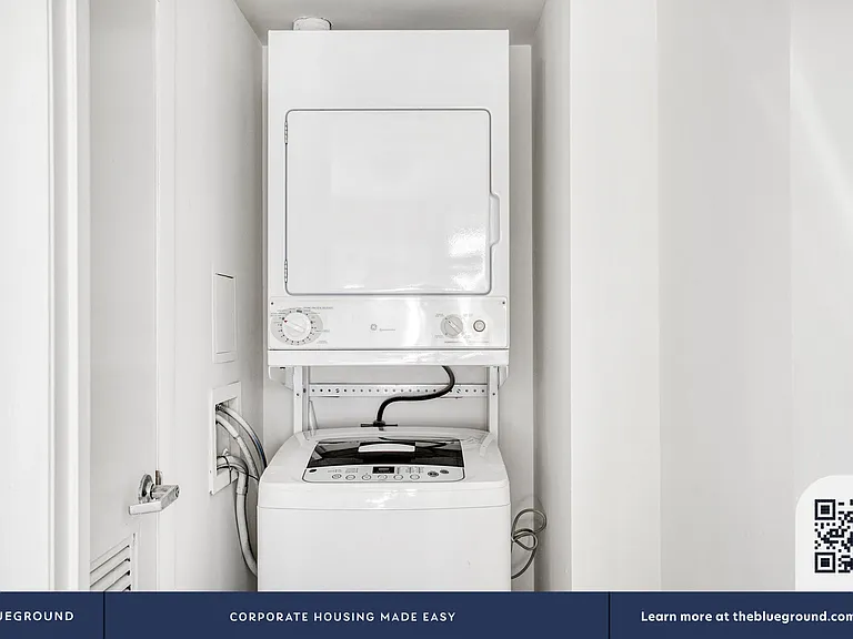 Washer/Dryer in Apartment