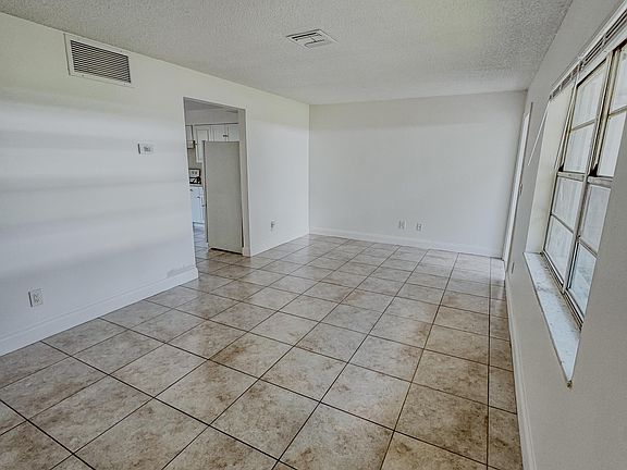 5th image of 1825 20th Ave APT 1