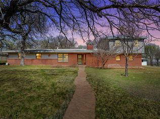 271 Candyce Dr, Lorena, TX 76655