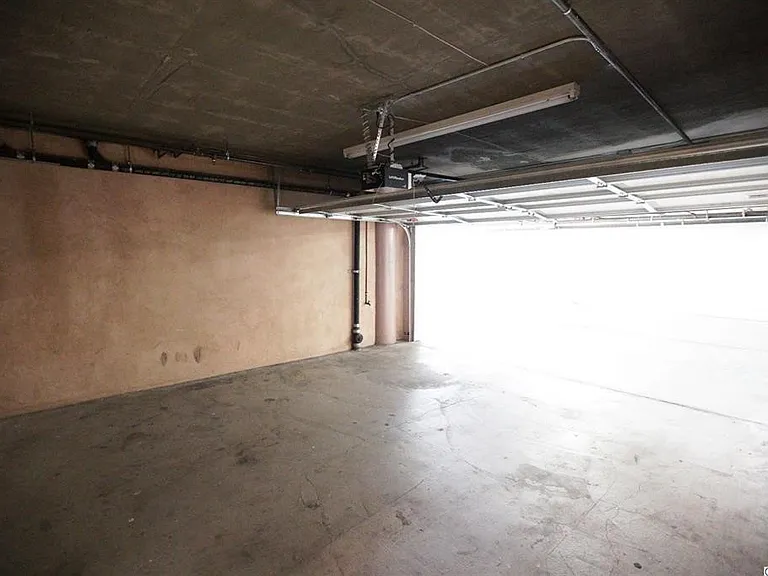 18245 Burbank Blvd #110 — Photo 22