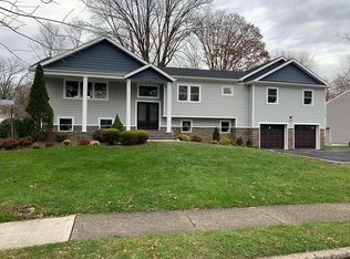 249 Seton Hall Dr, Paramus, NJ 07652