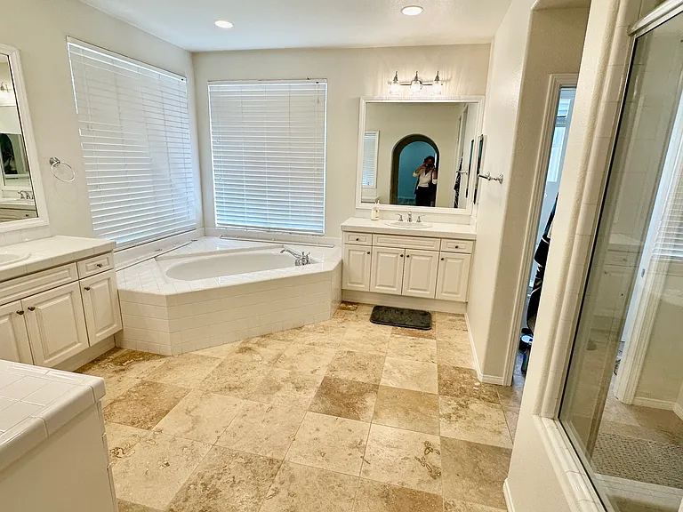 2770 Sanderling Ct — Photo 11