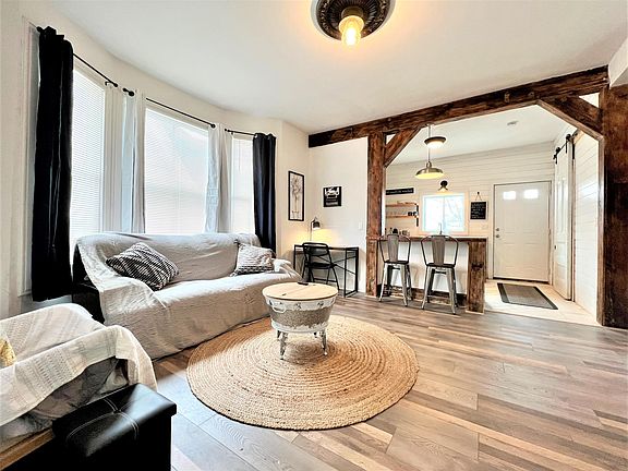 5th image of 562-564 Highland Ave #2B
