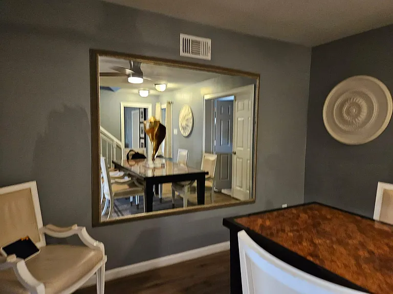 2914 S Mendenhall Rd — Photo 24