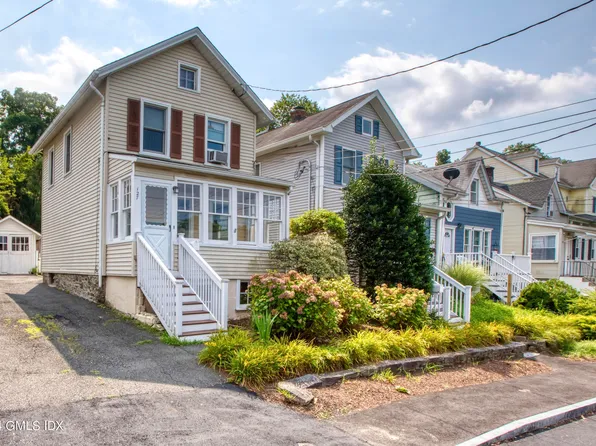 127 Henry St, Greenwich, CT 06830