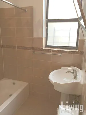 Rented by Living New York | media 47