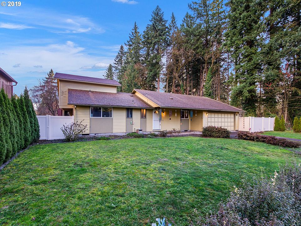 1st image of 2515 NE 125th St