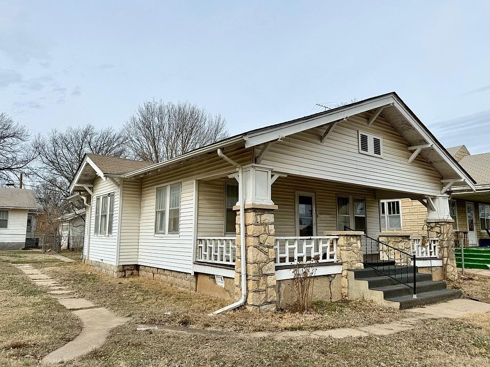 1st image of 322 S Jefferson Ave