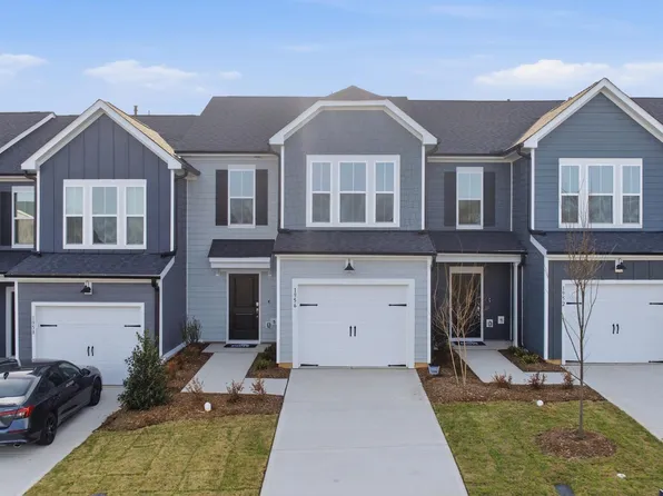 1956 Dapple Dr, Willow Springs, NC 27592