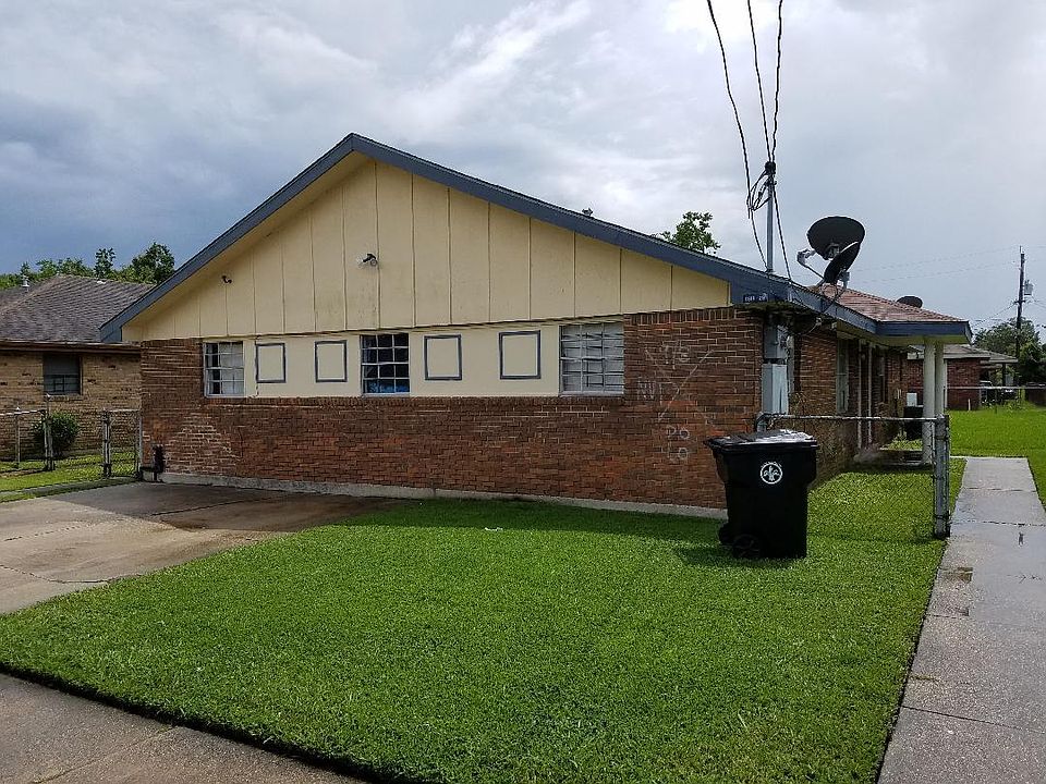1st image of 7822 Dorsett Dr