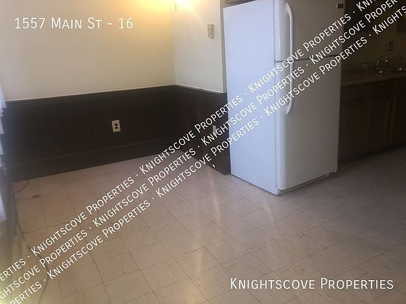 4th image of 1557 Main St APT 16