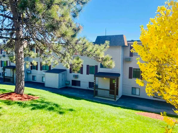 75 Treetop Circle #14, Laconia, NH 03246