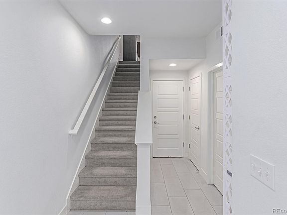 3rd image of 8361 Parkland Street